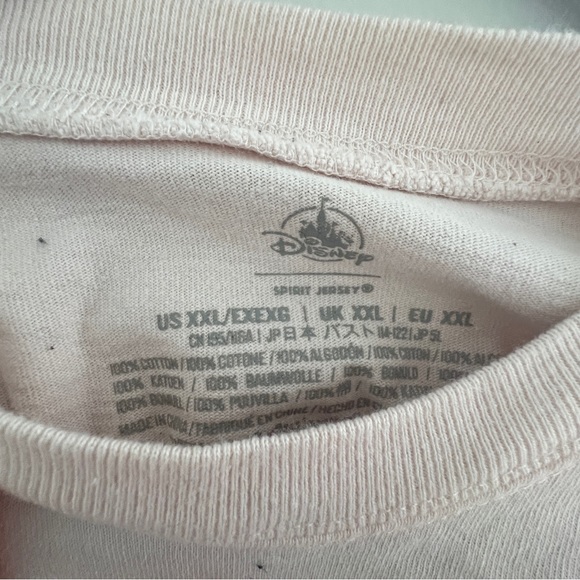 Disneyland Spirit Jersey LIKE NEW - Picture 3 of 3